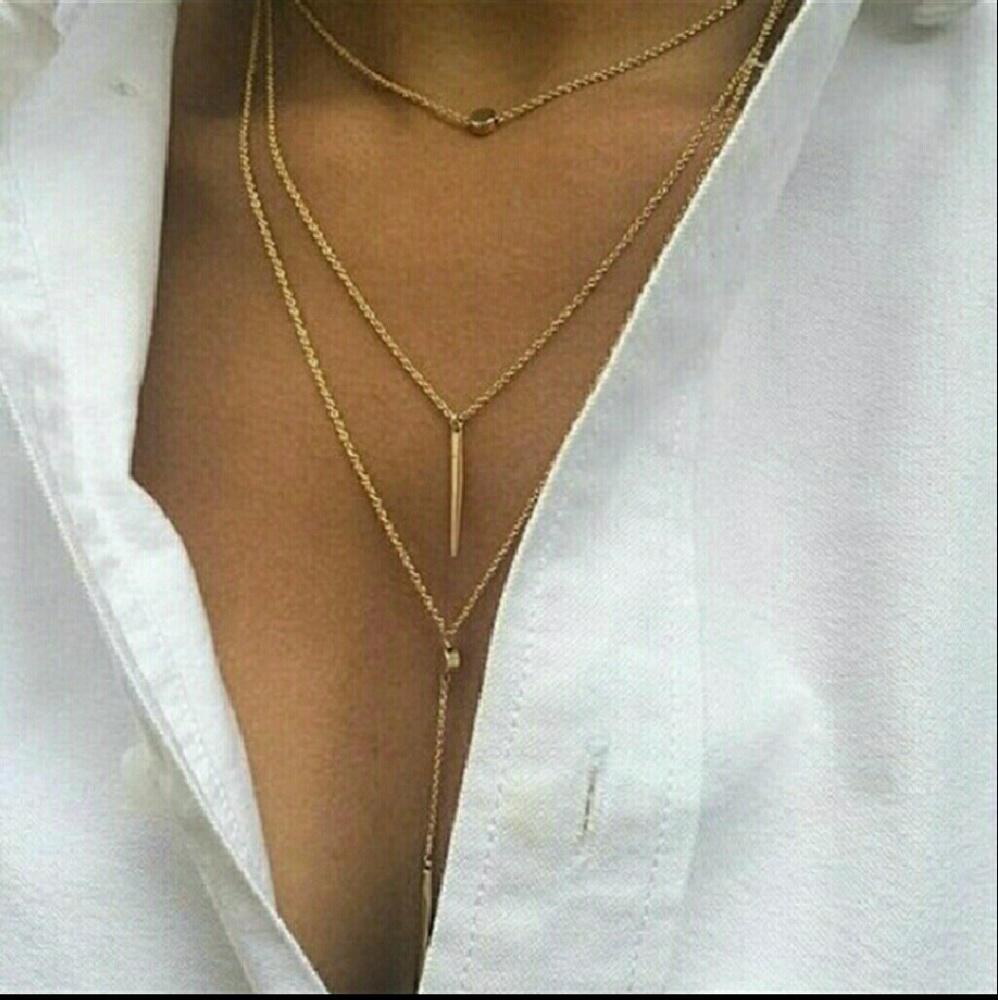 3 Layer Dainty Choker Necklace in Gold - Picture 6 of 6